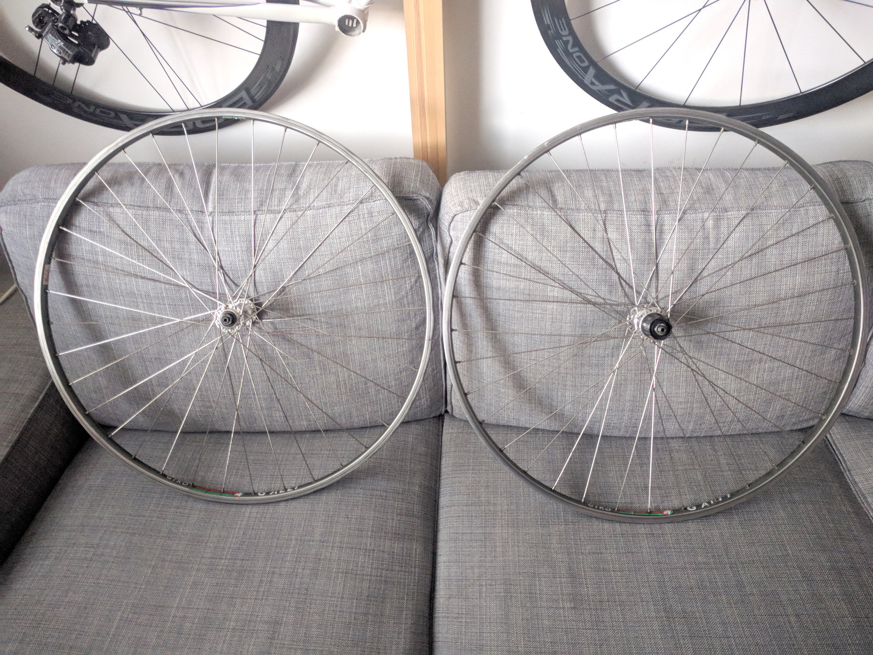 s-ljes-vintage-shimano-600-tricolore-hubs-galli-giro-rims-high-end