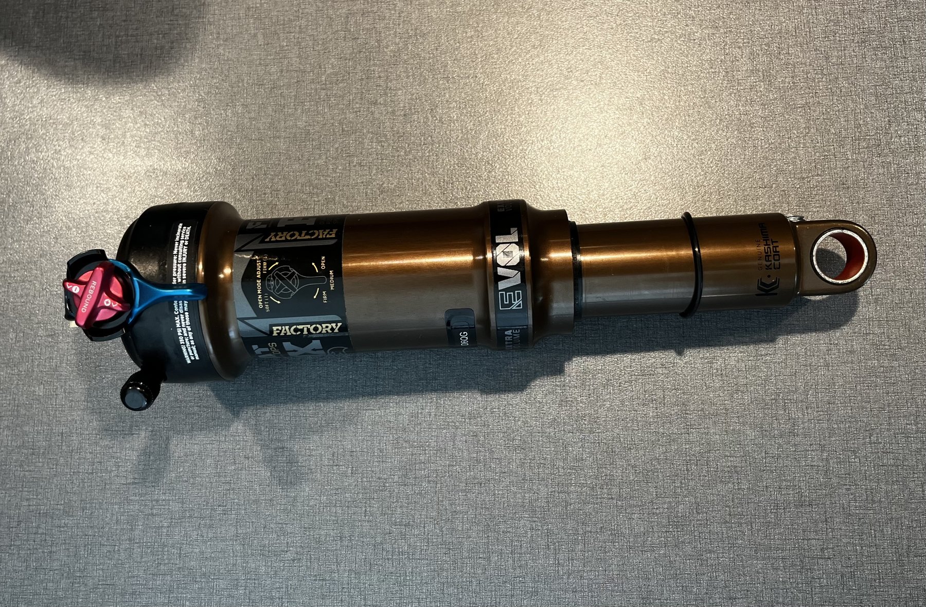 Säljes: Ny Fox Float Factory DPS with EVOL, 210x50 (Light Tune ...