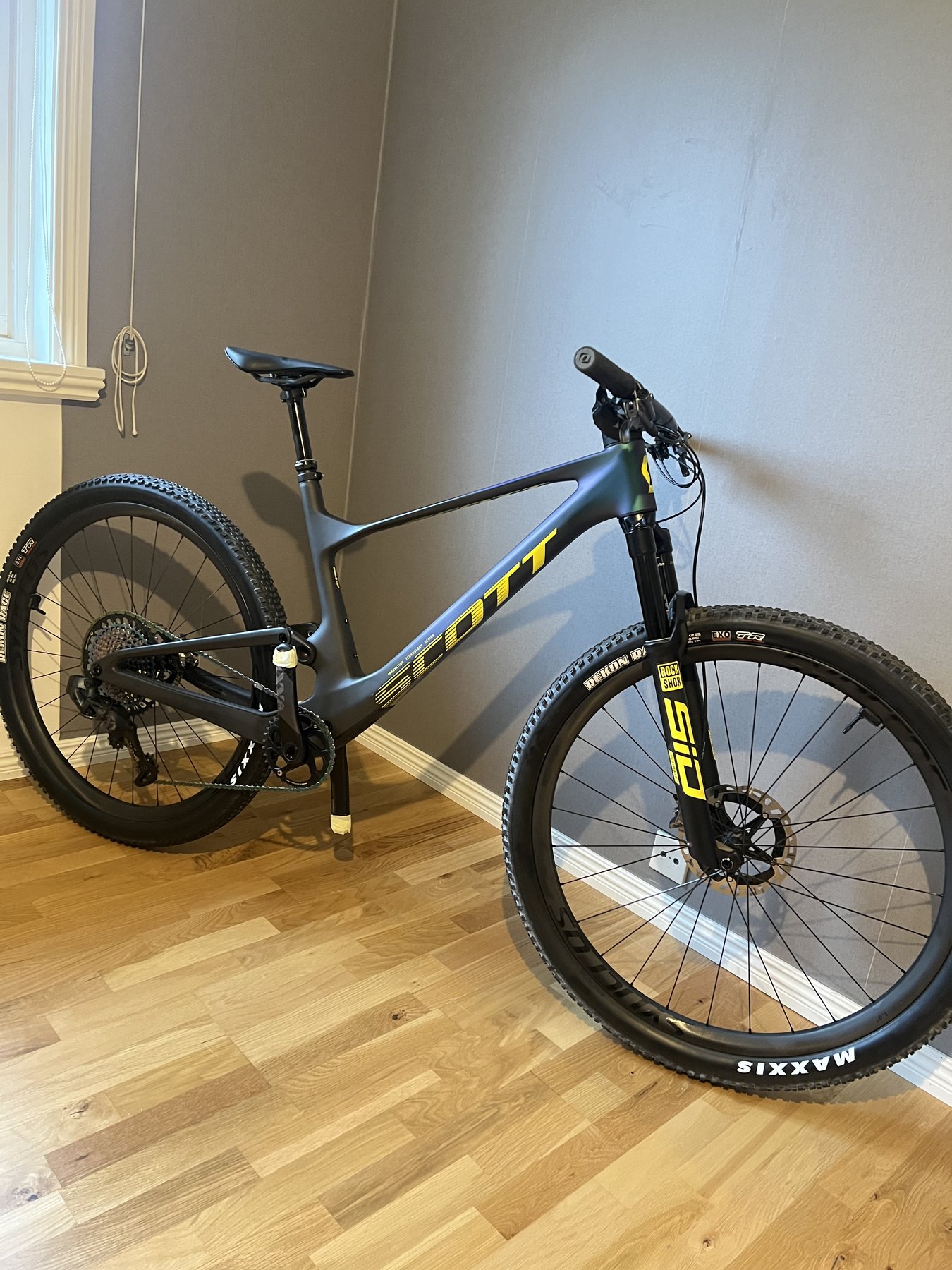 Säljes: Scott SPARK RC WORLD CUP EVO AXS Large | Happyride.se