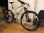 Scott Scale 20 kolfiber 26 med delar och tillbehör  Mountainbike säljes