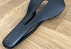 Aerodynamisk kolfiber sadel  Övrigt säljes