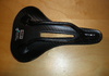 RYET 3D kolfiber sadel  Komponenter säljes