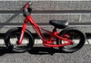 Specialized - Hotwalk springcykel röd, 12" Barncykel säljes