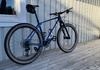 Vasaraket - helstel kolfiber Mountainbike säljes