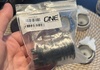 Nya Tillbehör - OneUp EDC Threadless, Top Cap, Plier kit Komponenter säljes