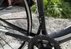 Landsvägsracer i cool retrodesign: Merckx EMX-525 kolfiber – 53 cm – projekt Ramar säljes