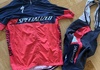Specialized klädset Kläder säljes