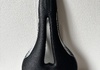 Kolfibersadel selle italia 145mm Komponenter säljes