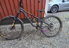 Privateer 141 Öhlins Edition – Large – aggressiv trailhoj som även fixar enduro Mountainbike säljes