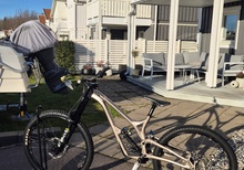 Commencal Supreme V4 Race downhill