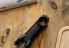 Bontrager Blendr-styrstam med Garmin-fäste