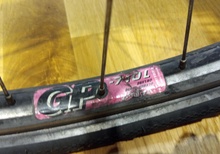 26" framhjul för fälgbroms + 2 st Continental CityRide