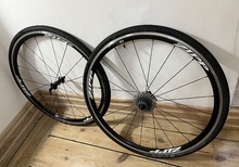 Zipp 30 Clincher Wheelset – Rim Brake