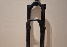 Helny & okapad! Rockshox Lyrik 2024