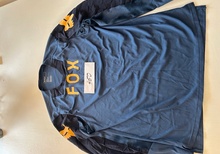 Fox defend tröja. oanvänd.