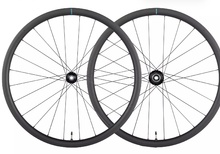 Lätta Shimano carbonhjul 1394g, 25 mm innerbredd