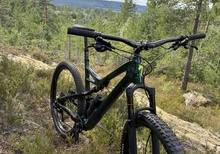 Specialized Camber Comp Carbon 29 i storlek XL.