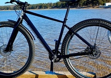 Cube Hyde satin 'n' blue