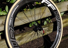 FFWD F6R framhjul - Kolfiber 60mm profil