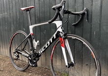 Scott Foil 10 Di2 – Ultegra Di2, endast ca 40 mil, toppskick