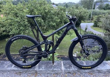 Trek Slash 9.8/9.9 Large