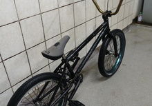 BMX We the people Versus