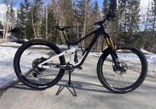 Scott Ransom 900 Tuned AXS (medium)