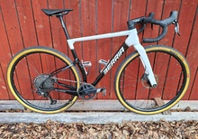 Carbon-Gravel med effektmätare