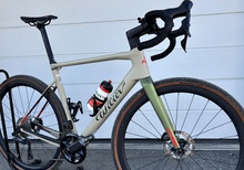 Wilier Rave SLR - Ultegra Di2 (2X12) Stl L Drömcykel i toppskick