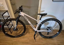 MTB Superior XP 929 vit/svart