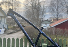 Dirtram, Dartmoor Two6Player Pro 26'' Glossy Cosmic Purple, Large