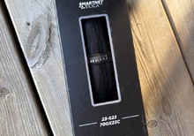 Ett styck Pirelli P zero  Velo 23/622 700/23c kantrådsdäck