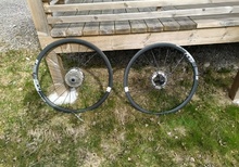 DT Swiss P1800 Spline + cassette and rotors