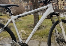 Radon Scart Crosshybrid – Full Shimano XT & nyskick