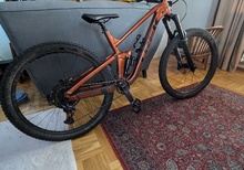 Trek slash 8