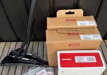 SRAM kassetter, kedjor, bakväxel och vevlager