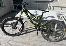 Specialized Status M4 - Medium