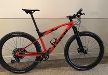 Trek supercaliber 9,7 (nyservade dämpare)