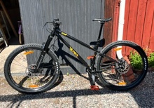 Kona ESD bytes mot gravel