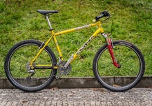 en Kona Muni Mula eller liknande modell, helst mellan 2000 - 2003