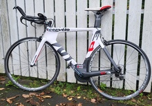 Cervelo P3 med extra Zipp profilhjul     
