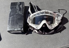 o frame mx goggles