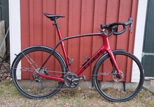 Trek Domane SL 5 (Stl 62) – Ultimat komfort- & eller pendlarmaskin!