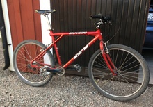 Bytes : GT Backwoods 1996 Platinum red 18"