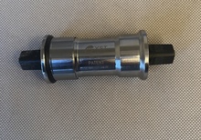 YST threadless bottom bracket 