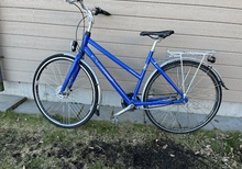 Crescent stadscykel 28" blå Shimano navväxel