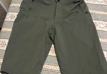 Dharco Gravity shorts s