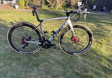 Trek Madone SL7 Gen 8 Ultegra Di2
