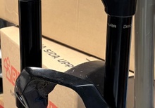 RockShox Lyrik Select+ Charger 3 RC2 150mm 29” boost