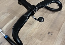 Pro Vibe styre, styrstam, garminhållare. 